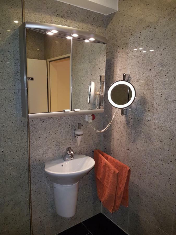Wohnen Im Souterrain Einer Villa هيردكه المظهر الخارجي الصورة