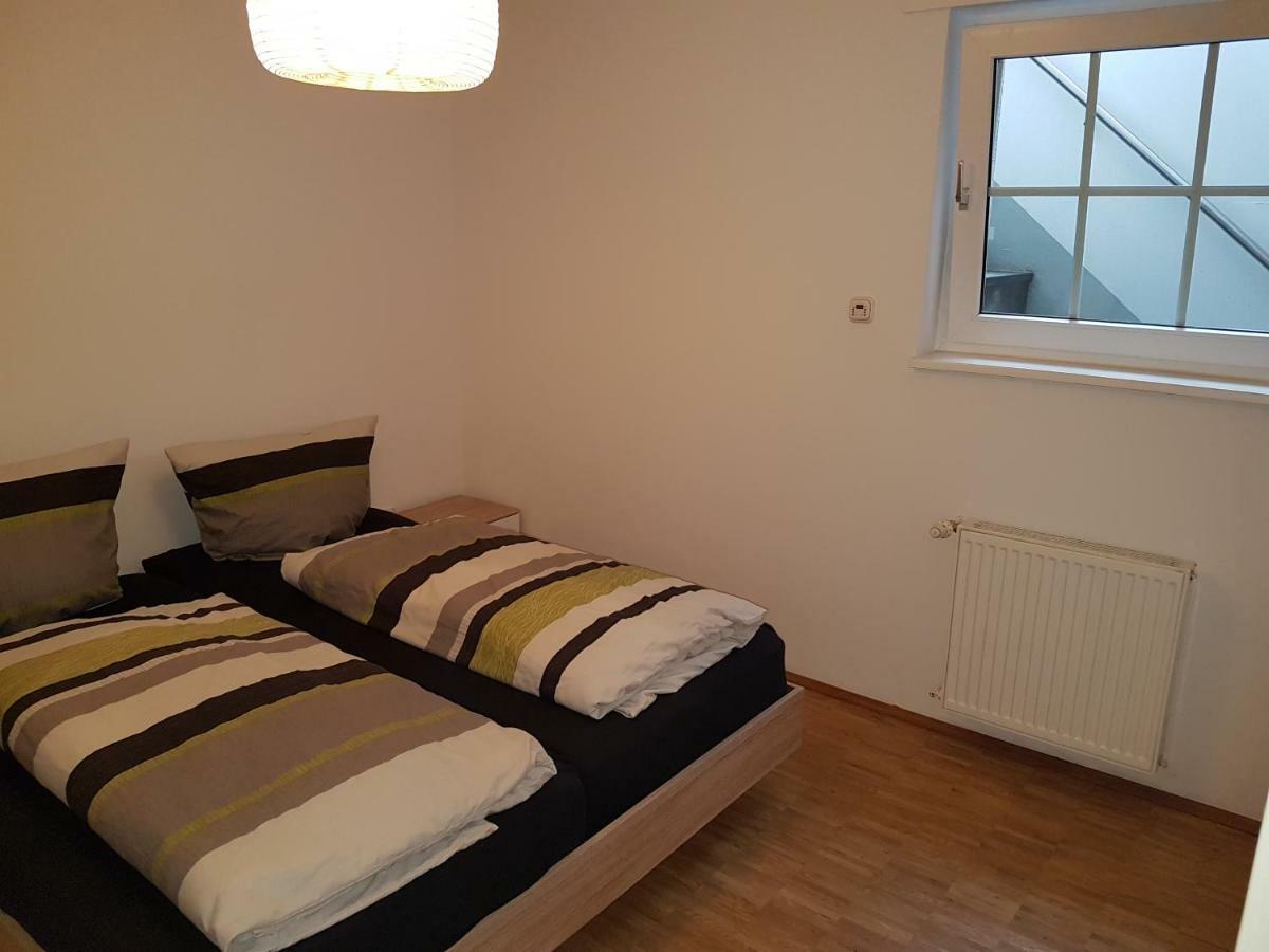 Wohnen Im Souterrain Einer Villa هيردكه المظهر الخارجي الصورة