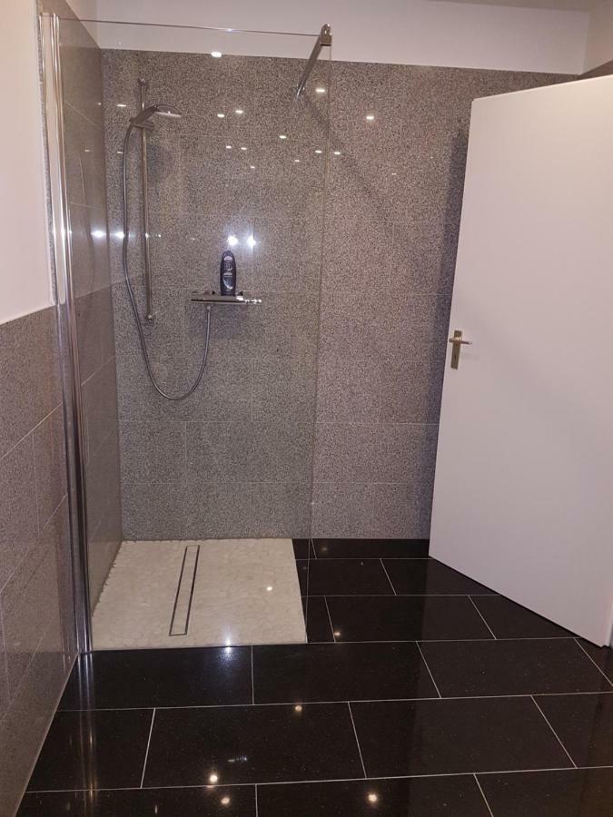Wohnen Im Souterrain Einer Villa هيردكه المظهر الخارجي الصورة